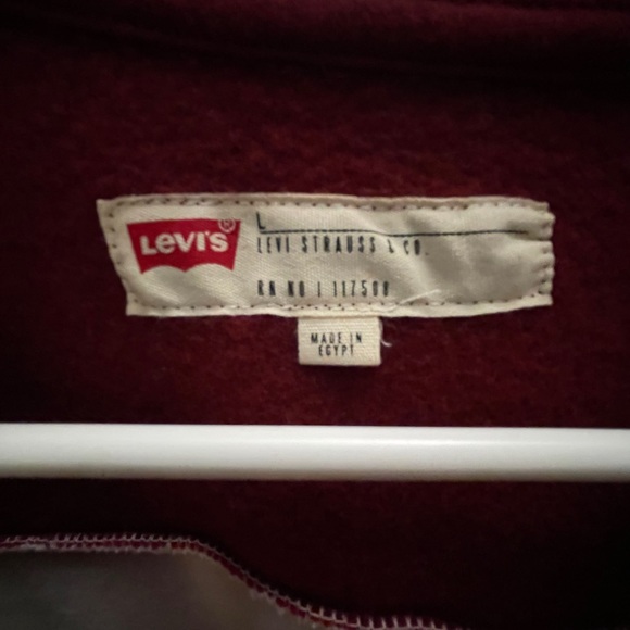 Levi’s crew neck - Picture 2 of 3